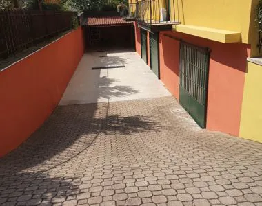 Pittura scivolo garage