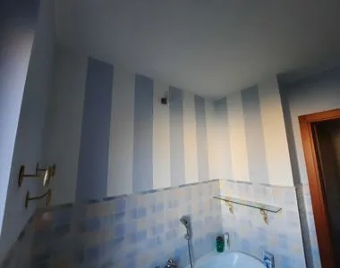 Bagno con righe